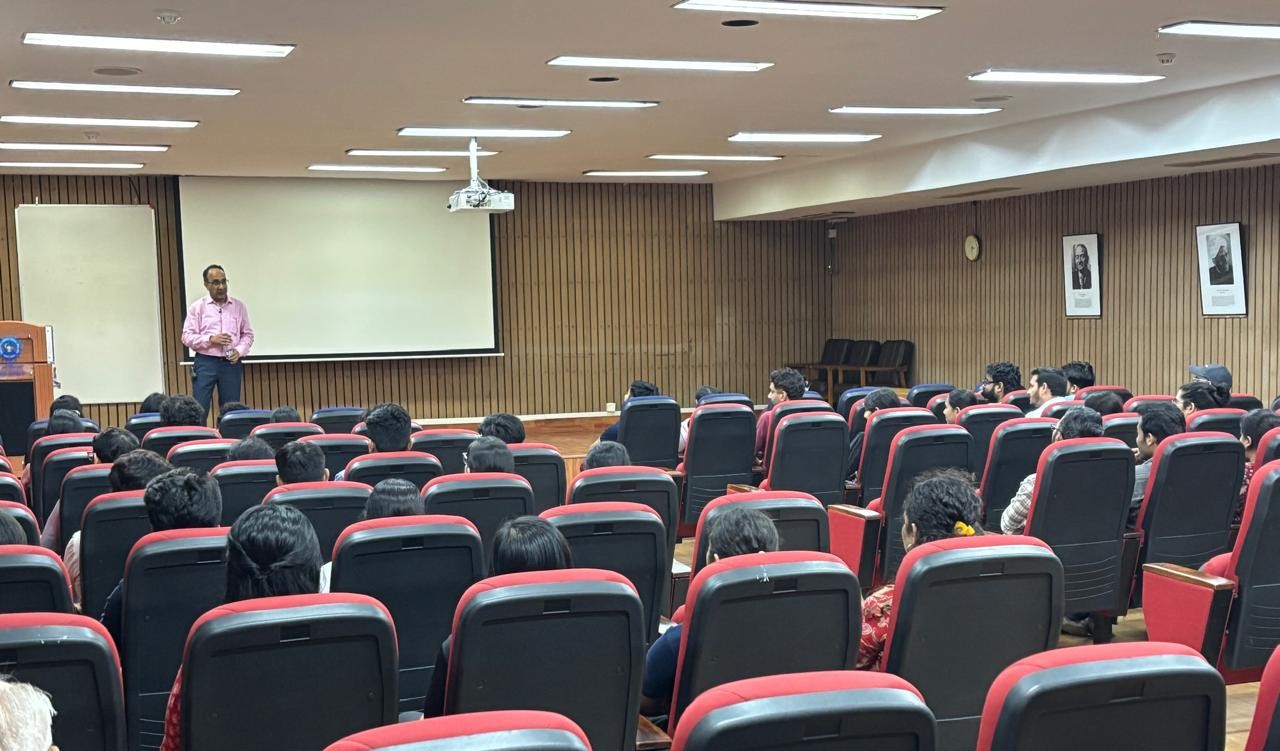 CSIR-IMTECH ने इंडस्ट्री-एकेडेमिया बातचीत और सहयोग पर चर्चा के लिए मैनकाइंड फार्मा के डॉ. अनिल कौल की मेज़बानी की